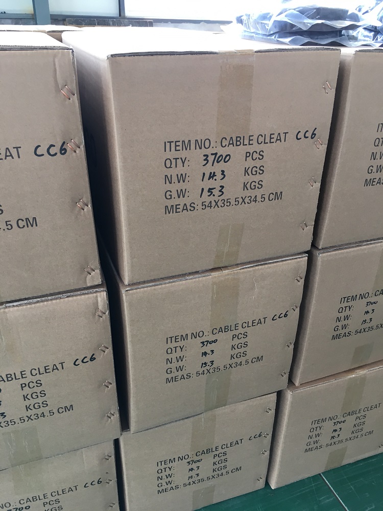 Plastic Cable Cleat Packing